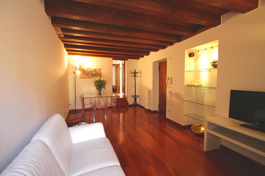 Corte Quaranta Verona Buitenkant foto