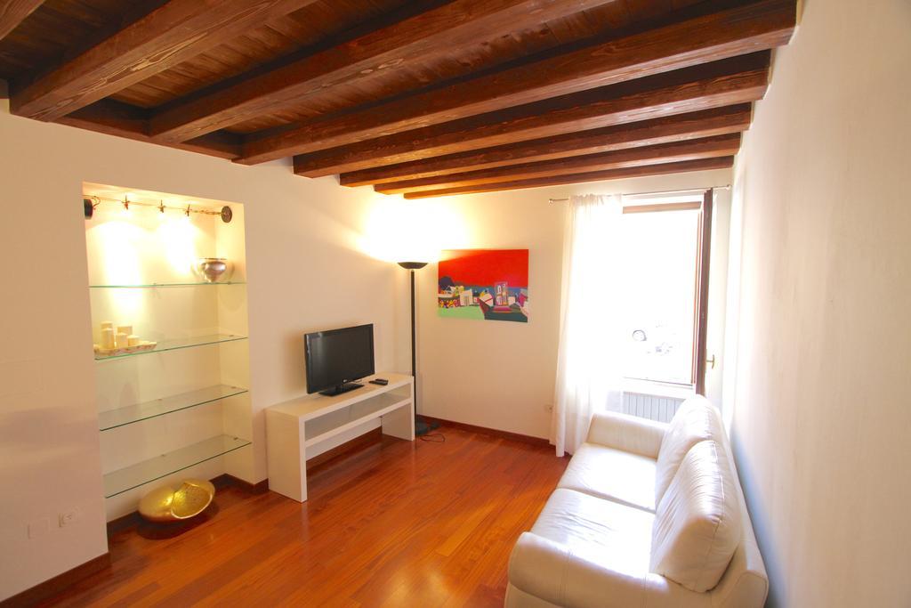 Corte Quaranta Verona Buitenkant foto