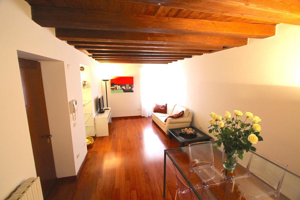 Corte Quaranta Verona Buitenkant foto