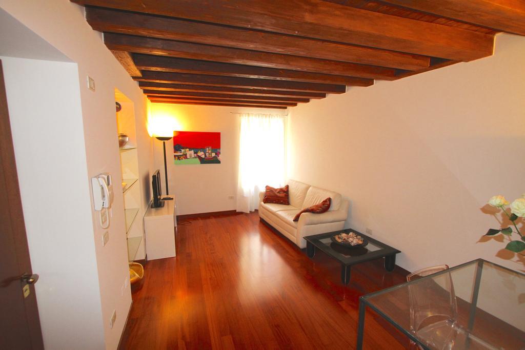 Corte Quaranta Verona Buitenkant foto